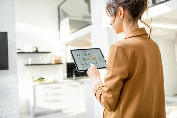 Title: Transform Your Home with Smart Living in the UAE: Devices You Need in 2025